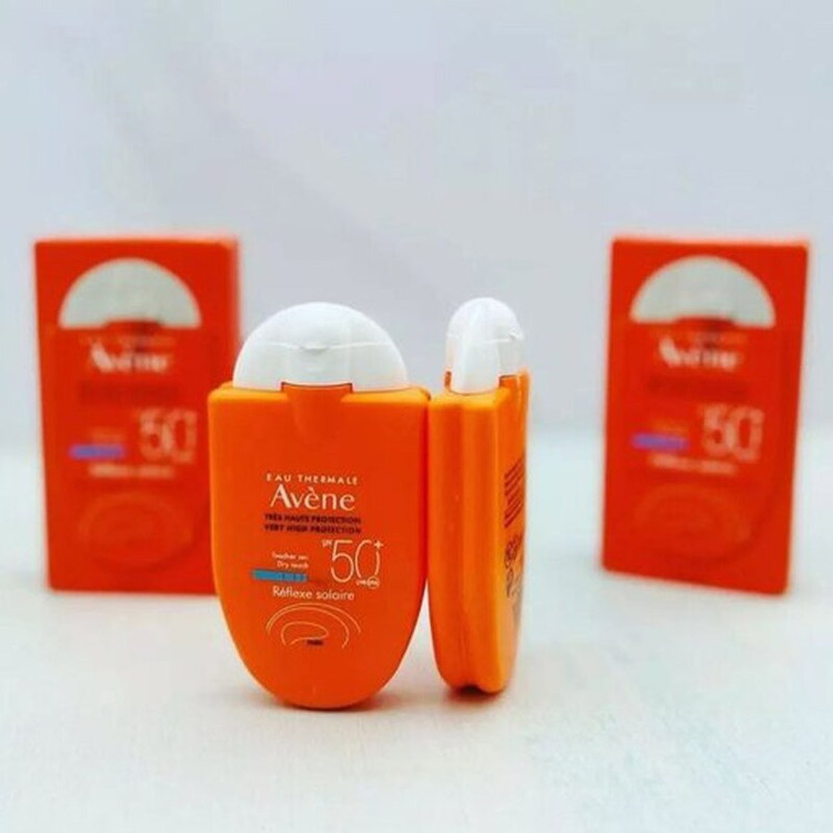 کرم ضد آفتاب اون بدون رنگ مدل Reflexe solaire حجم 30 میلی لیتر