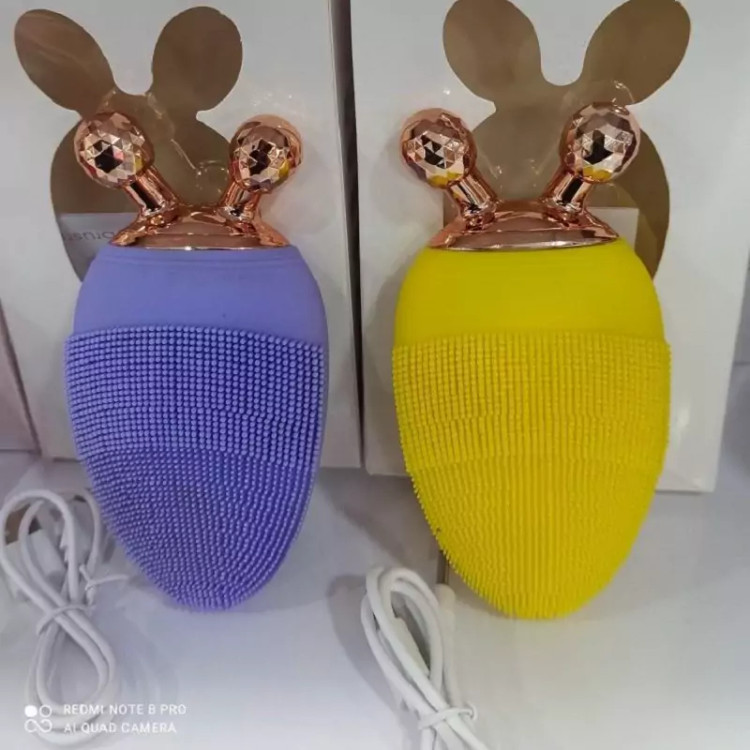 ماساژور و براش سه بعدی شارژی 3D massager and brush