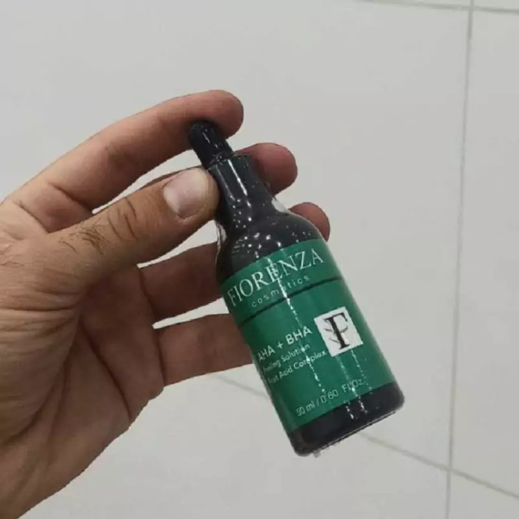 سرم اسید میوه فیورنزا FIORENZA