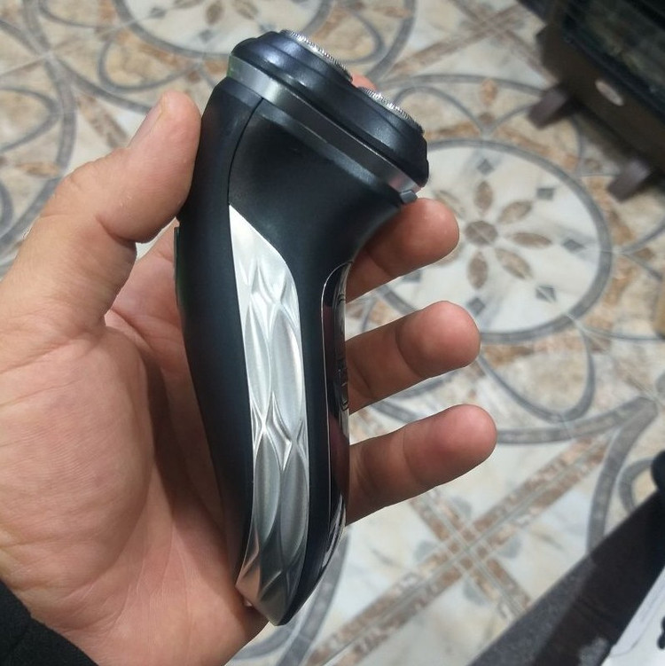 ریش تراش حرفه ای فیلیپس مدل PH-1370