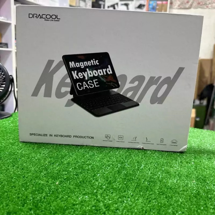 کیبورد و کاور آی پد apple